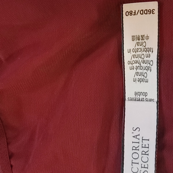 Victoria's Secret Red Lace Underwire Bra - Picture 7 of 8